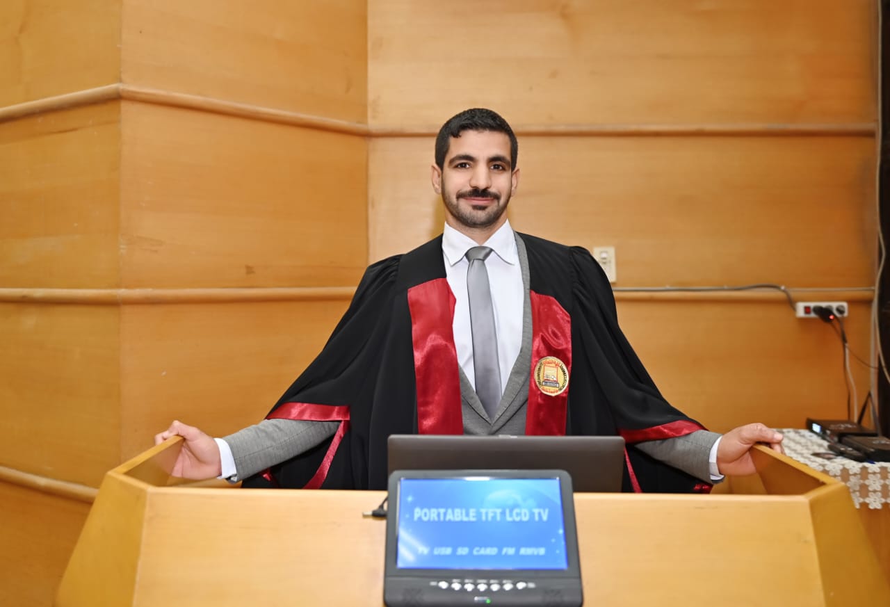 مناقشة مشروع البحث للماجستير المهني فى ادارة الاعمال تخصص (ادارة الموارد البشرية ) للباحث : محمود محمد محمود عواد سالم